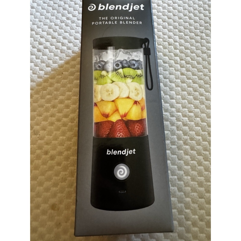 BlendJet Portable Battery Blender Model BlendJet Black 14oz USB Rechargeable A6